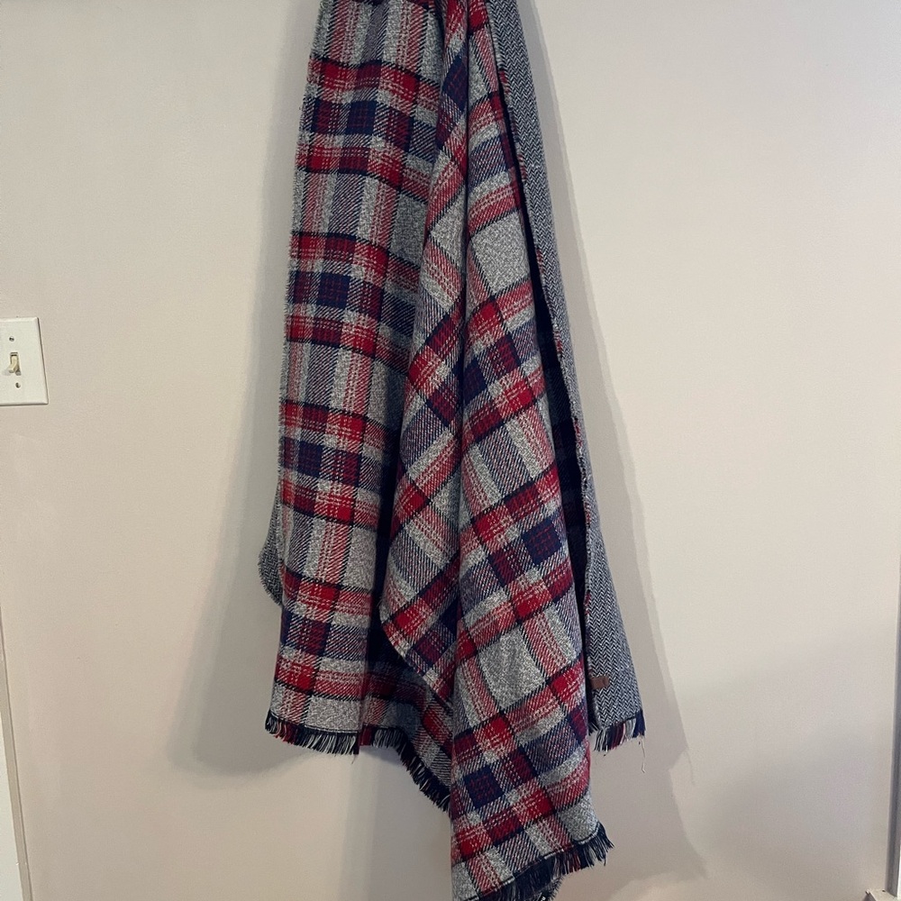 Roots plaid blanket scarf